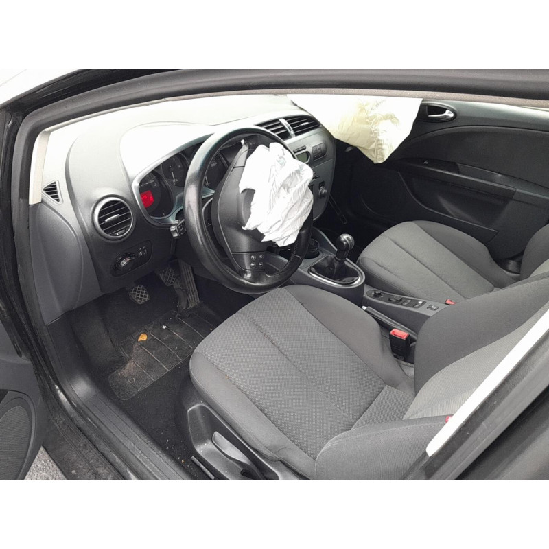 Verin de coffre SEAT LEON 2 Photo n°8