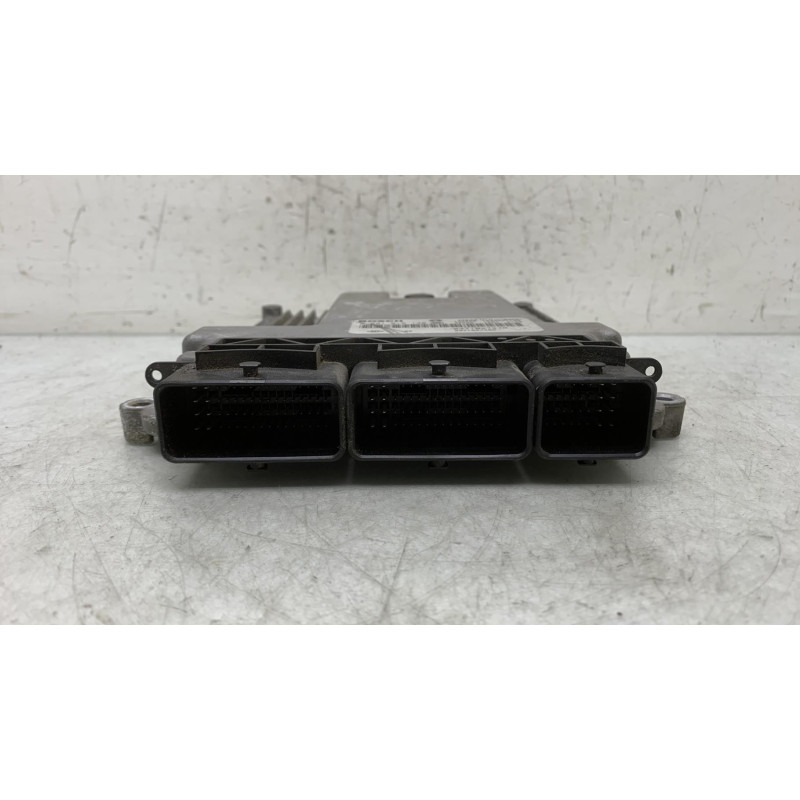 Calculateur moteur RENAULT CLIO 4 Photo n°1