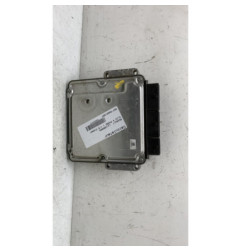 Calculateur moteur RENAULT CLIO 4