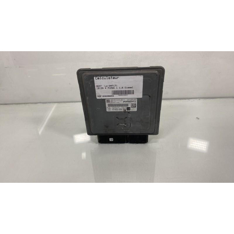 Calculateur moteur SEAT IBIZA 4 Photo n°3