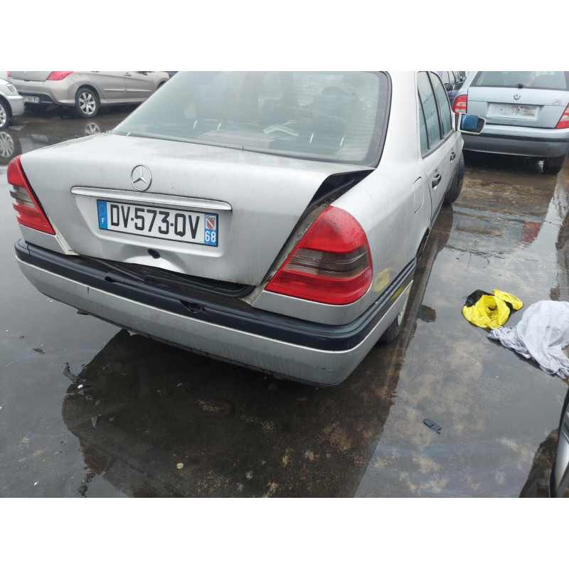 Serrure avant gauche MERCEDES CLASSE C 202 Photo n°12