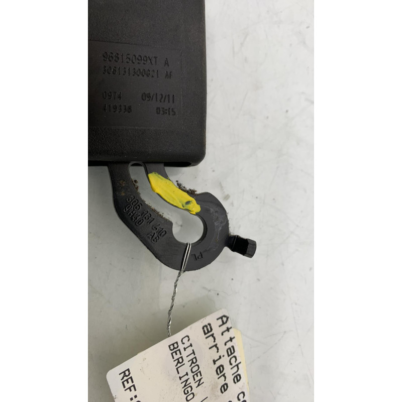 Attache ceinture arriere gauche CITROEN BERLINGO 2 Photo n°2