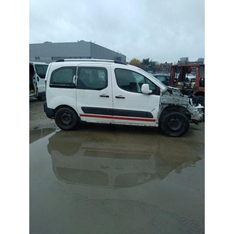 Attache ceinture arriere gauche CITROEN BERLINGO 2 Photo n°12