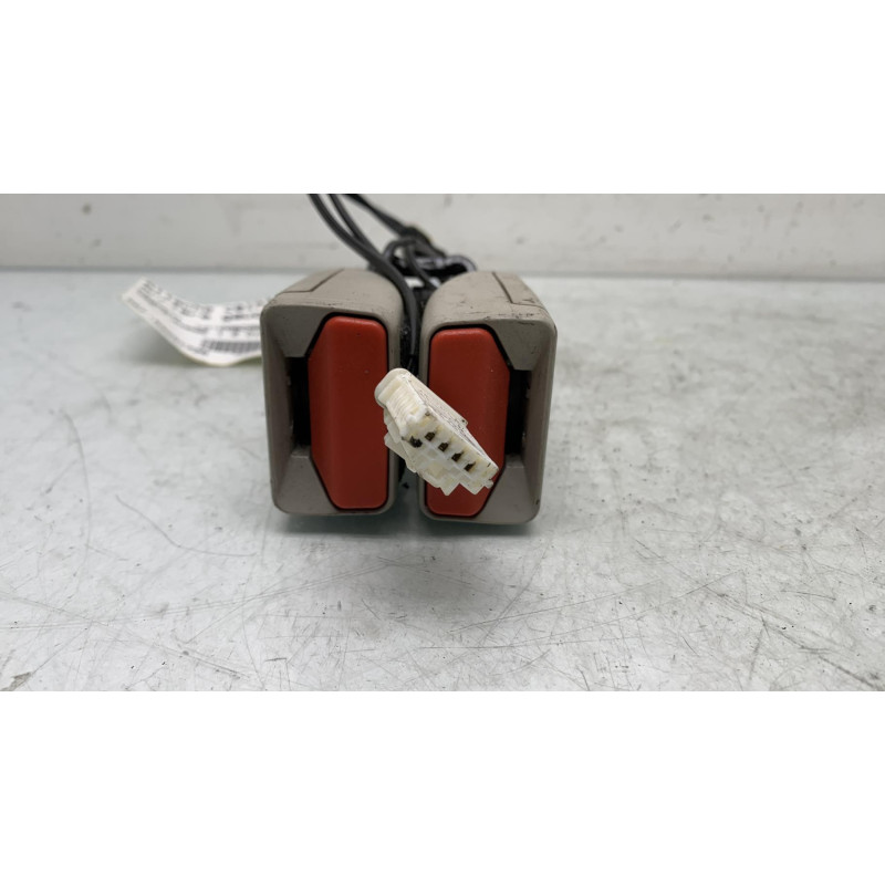 Attache ceinture arriere gauche PEUGEOT 508 1 Photo n°1