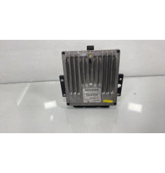Calculateur moteur RENAULT CLIO 3