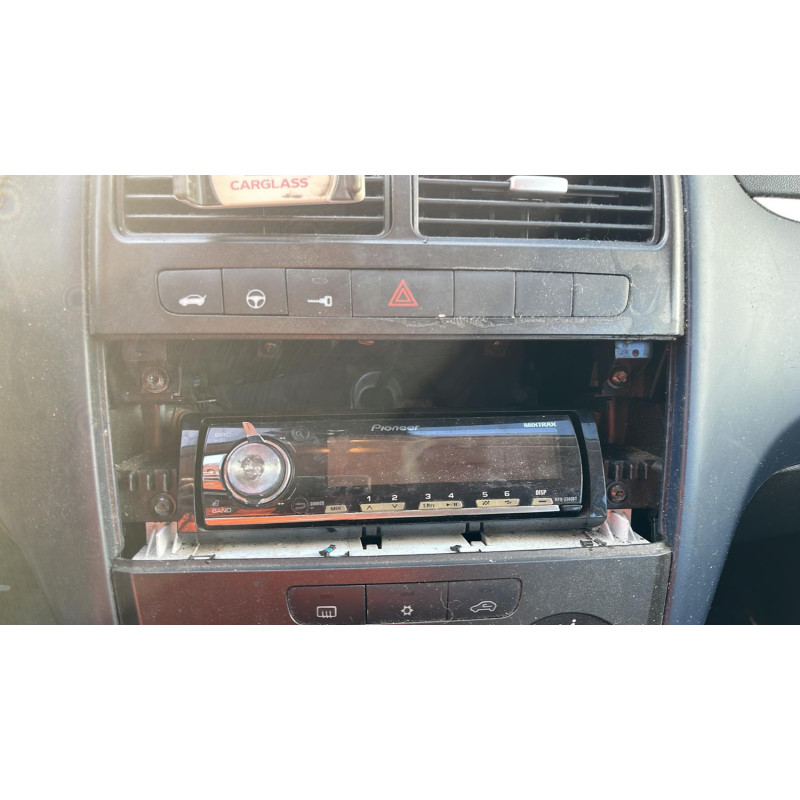 Pretensionneur de ceinture avant gauche FIAT GRANDE PUNTO Photo n°4