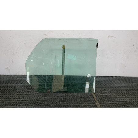 Vitre arriere gauche RENAULT SCENIC 1 Photo n°1