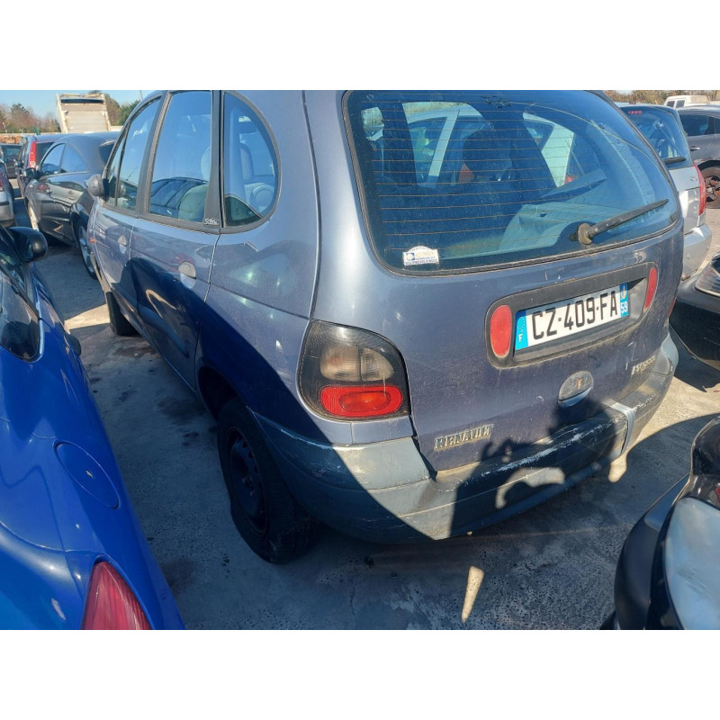 Vitre arriere gauche RENAULT SCENIC 1 Photo n°8