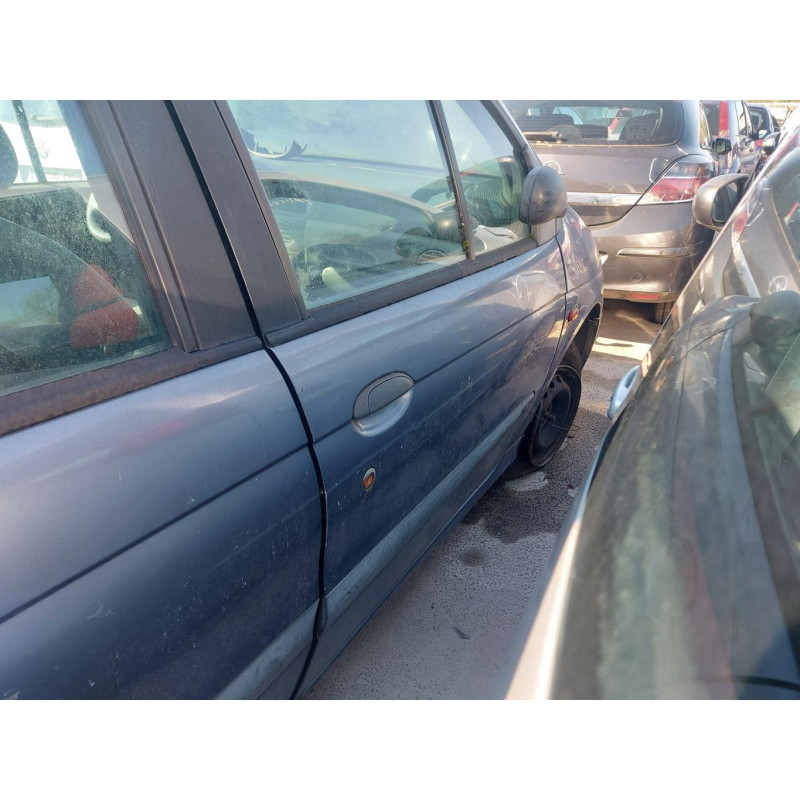 Vitre arriere gauche RENAULT SCENIC 1 Photo n°10