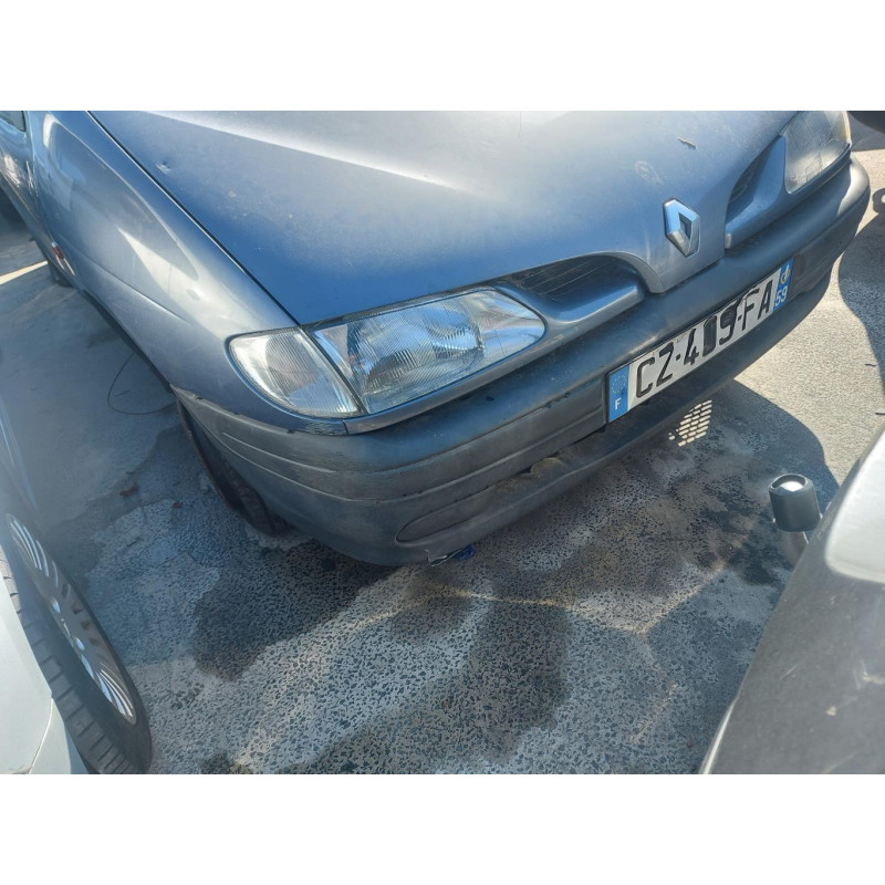 Vitre arriere gauche RENAULT SCENIC 1 Photo n°13