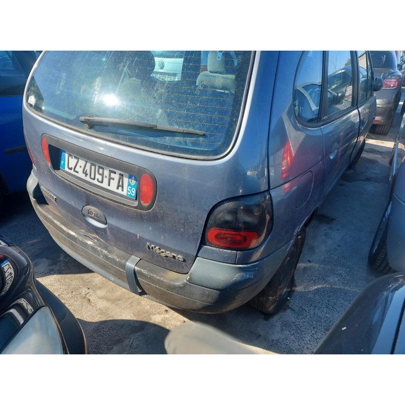 Vitre arriere gauche RENAULT SCENIC 1 Photo n°14