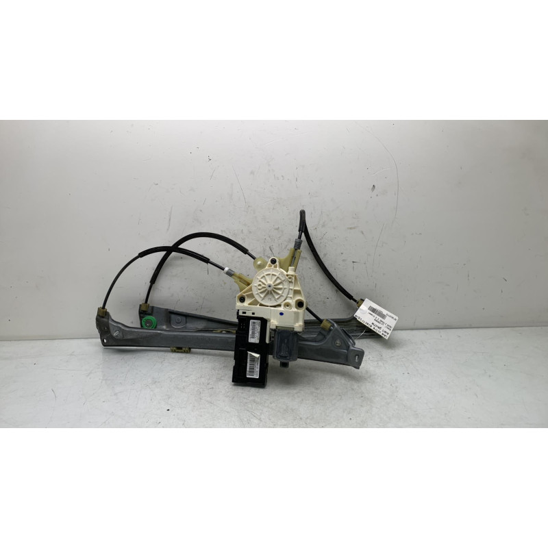 Leve vitre electrique avant gauche RENAULT LAGUNA 3 Photo n°1