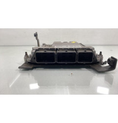 Calculateur moteur RENAULT LAGUNA 3