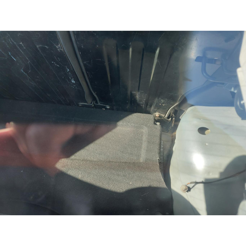Arret de porte avant gauche FORD FIESTA 5 Photo n°9
