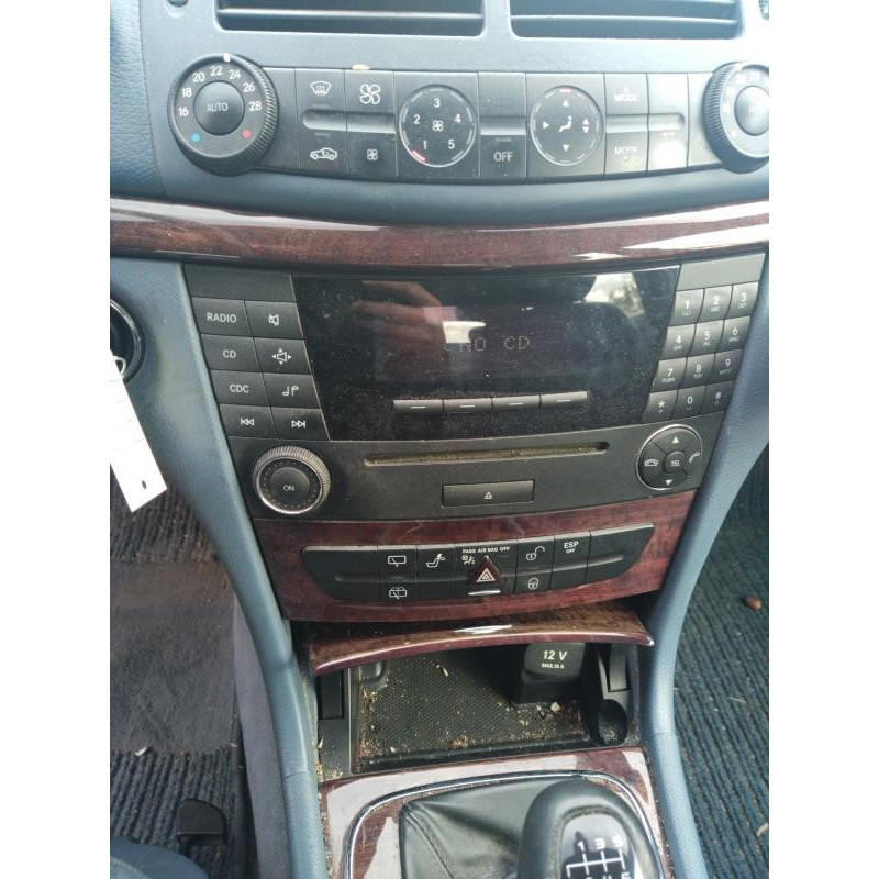 Feu arriere secondaire droit (feux) MERCEDES CLASSE E 211 Photo n°9