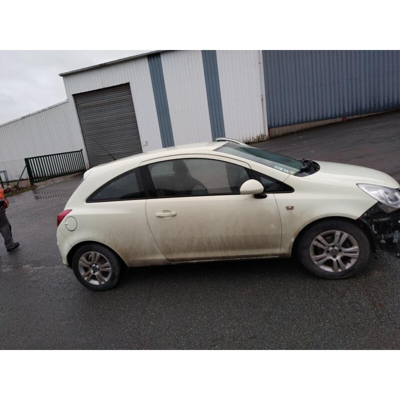 Calculateur moteur OPEL CORSA D Photo n°13