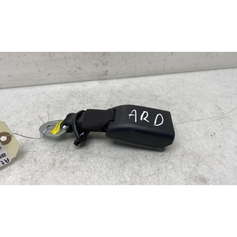 Attache ceinture arriere droit CITROEN C1 2 Photo n°1