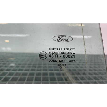 Vitre arriere droit FORD MONDEO 2
