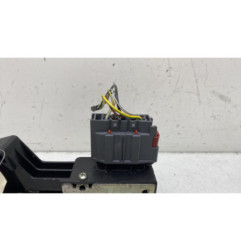Serrure avant gauche FORD FIESTA 5