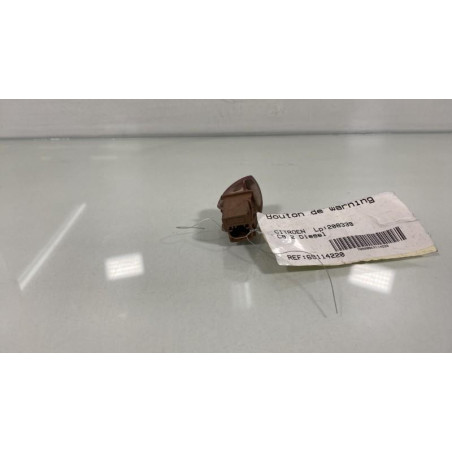Bouton de warning CITROEN C8