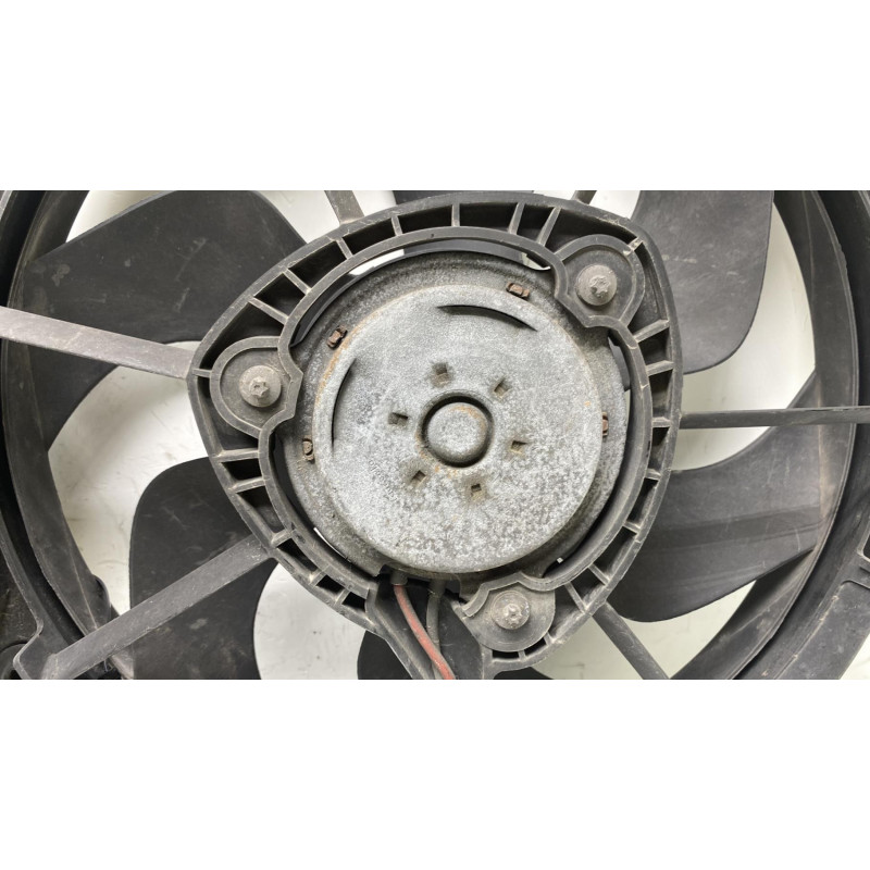 Moto ventilateur radiateur CITROEN C8 Photo n°1