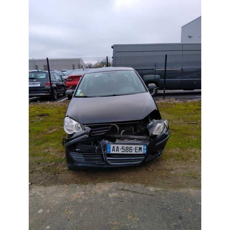 Pretensionneur de ceinture avant droit VOLKSWAGEN POLO 4 Photo n°4