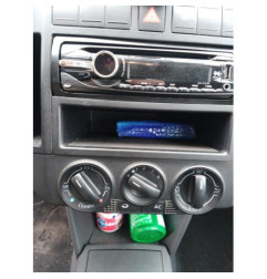 Pretensionneur de ceinture avant droit VOLKSWAGEN POLO 4