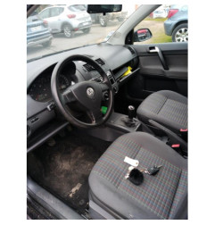 Pretensionneur de ceinture avant droit VOLKSWAGEN POLO 4