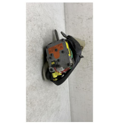 Pretensionneur de ceinture avant droit TOYOTA AURIS 1