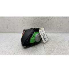 Pretensionneur de ceinture avant droit TOYOTA AURIS 1