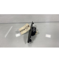 Interrupteur de leve vitre avant droit TOYOTA AURIS 1