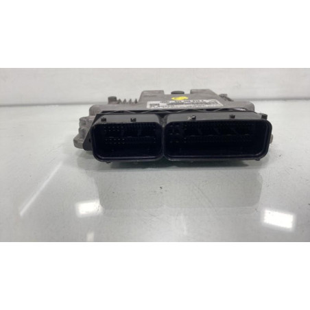 Calculateur moteur VOLKSWAGEN POLO 4 Photo n°1