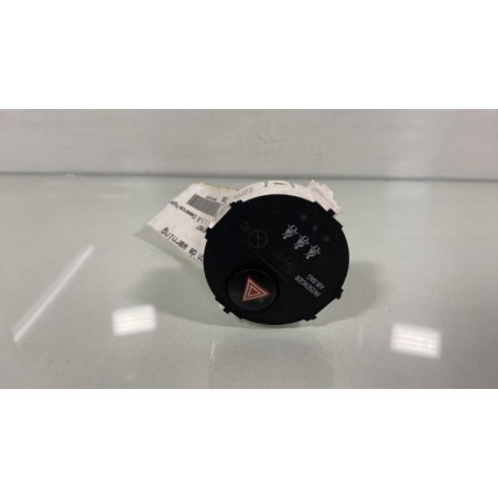 Bouton de warning TOYOTA YARIS 3