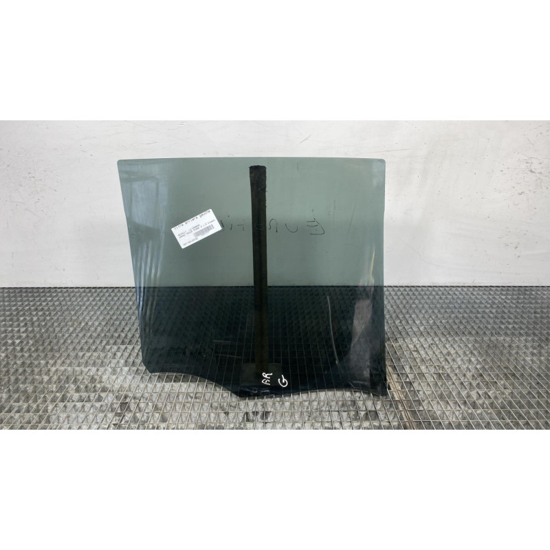 Vitre arriere gauche RENAULT GRAND MODUS Photo n°3