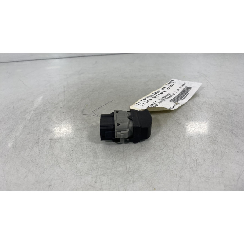 Interrupteur de leve vitre arriere droit RENAULT GRAND MODUS Photo n°3