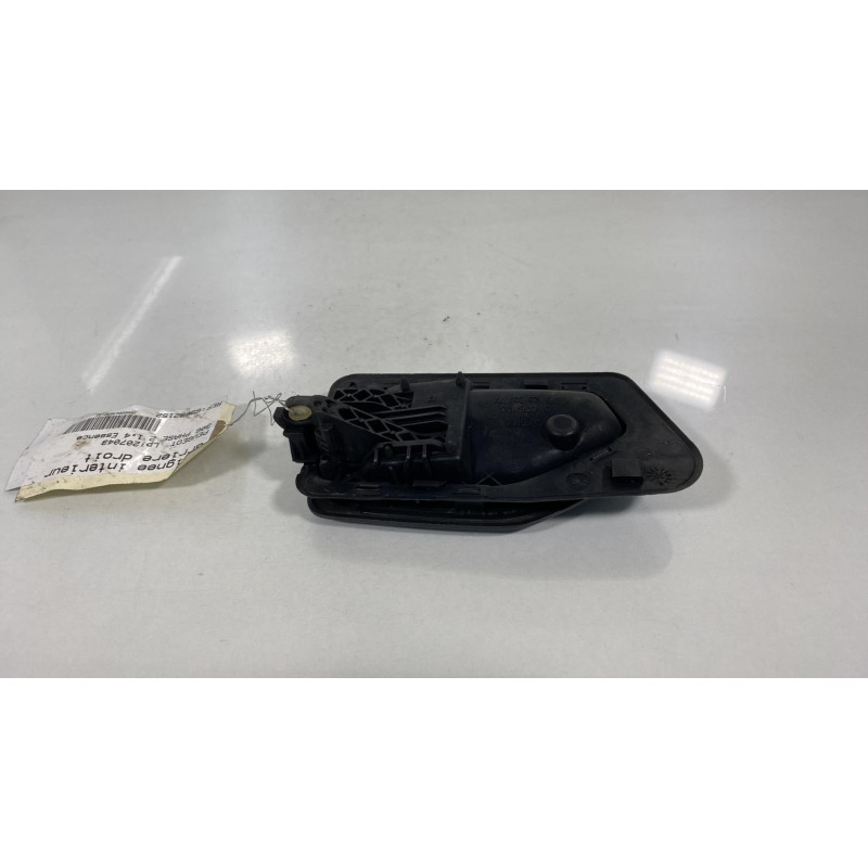 Poignee interieur arriere droit PEUGEOT 306 Photo n°1