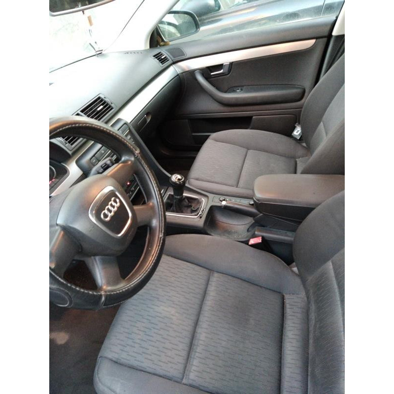 Plage arriere AUDI A4 2 Photo n°9