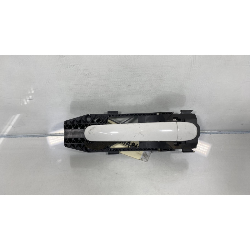 Poignee porte avant droit SEAT IBIZA 4 Photo n°1