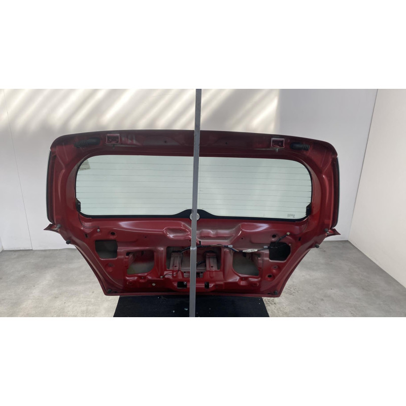 Malle/Hayon arriere SUZUKI SWIFT 3 Photo n°4