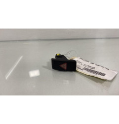 Bouton de warning SUZUKI SWIFT 3 Photo n°1