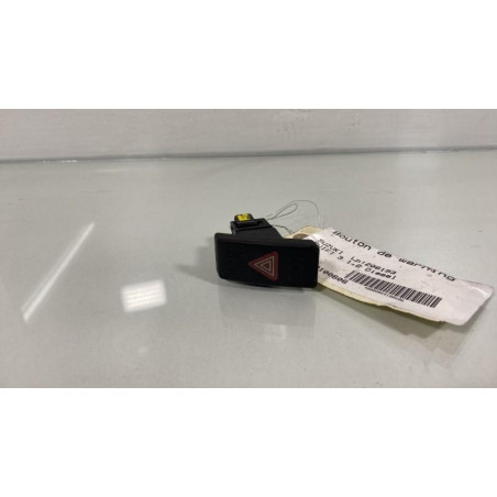 Bouton de warning SUZUKI SWIFT 3 Photo n°1