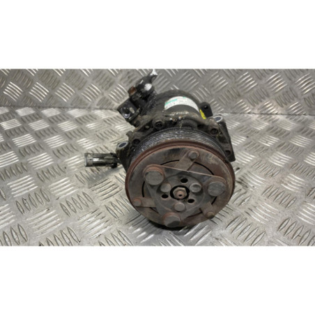 Compresseur clim SUZUKI SWIFT 3 Photo n°1
