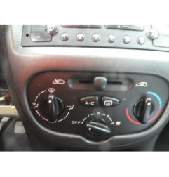 Pretensionneur de ceinture avant droit PEUGEOT 206