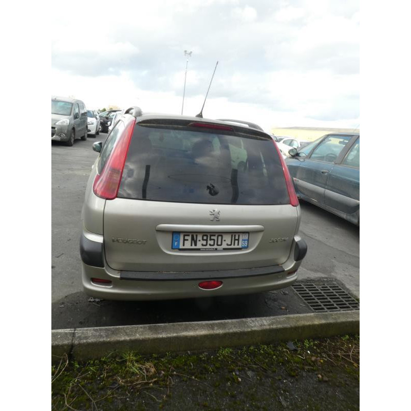 Pretensionneur de ceinture avant droit PEUGEOT 206 Photo n°11
