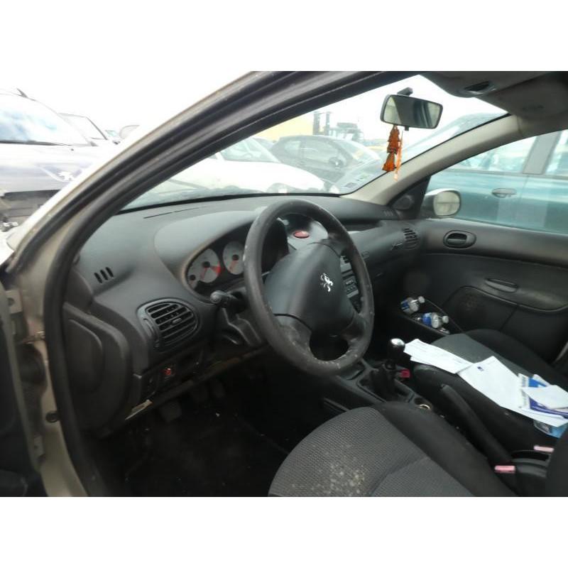 Pretensionneur de ceinture avant droit PEUGEOT 206 Photo n°15