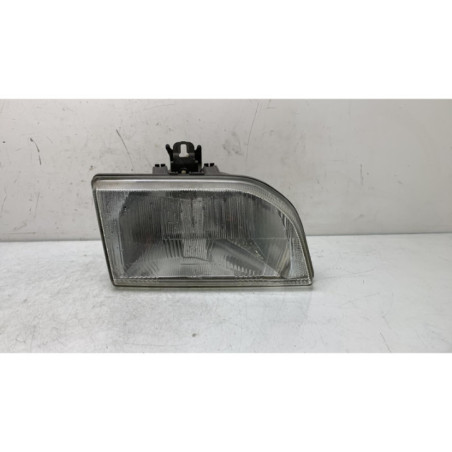 Optique avant principal gauche (feux)(phare) FORD FIESTA 3
