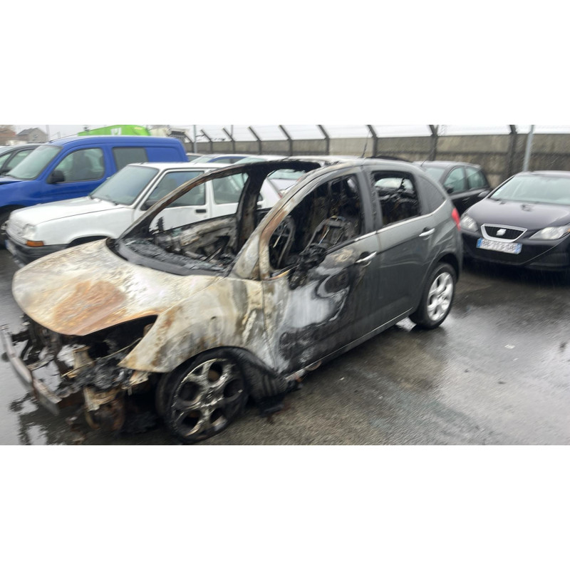 Feu arriere secondaire droit (feux) CITROEN C3 2 Photo n°3
