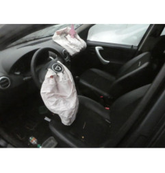Serrure avant droit DACIA SANDERO 1
