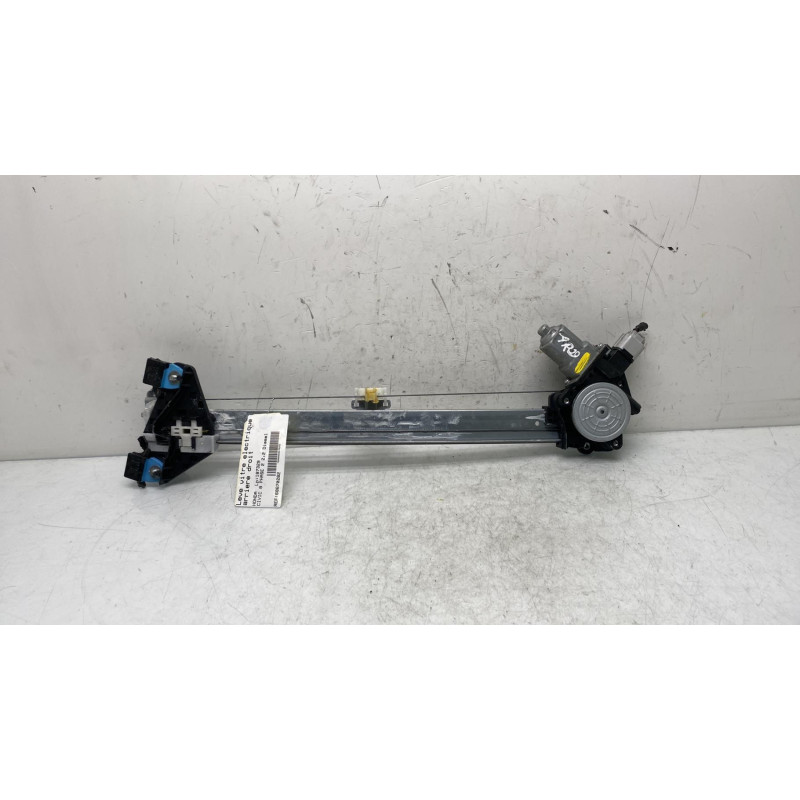 Leve vitre electrique arriere droit HONDA CIVIC 8 Photo n°1
