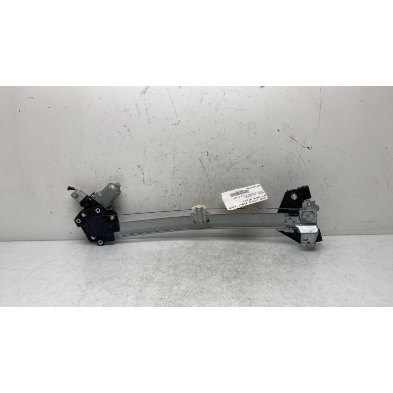 Leve vitre electrique arriere droit HONDA CIVIC 8 Photo n°3